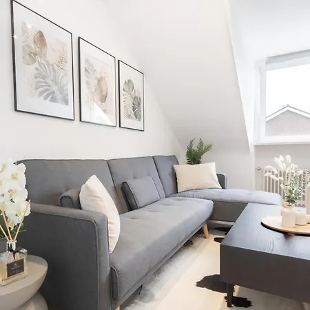 Mc'maggies Atelier Apartment