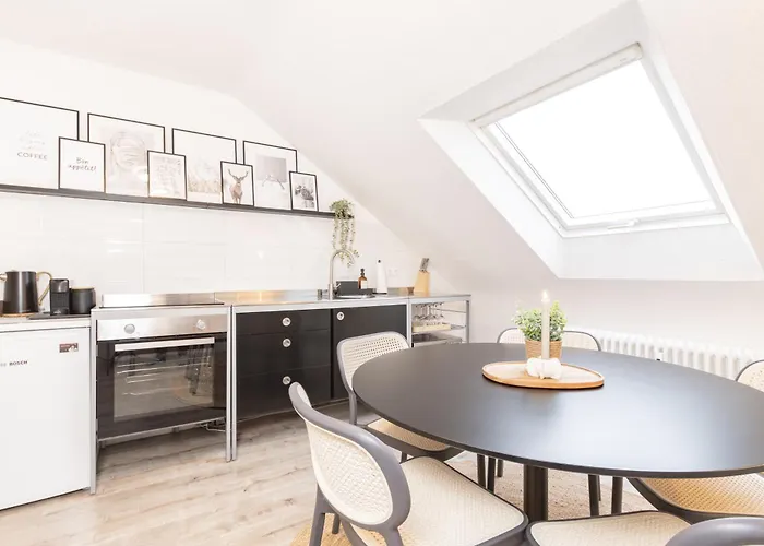 Mc'maggies Atelier *